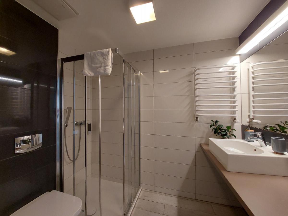 Apartament Sienna Czarna Gora Ischgl 18 外观 照片